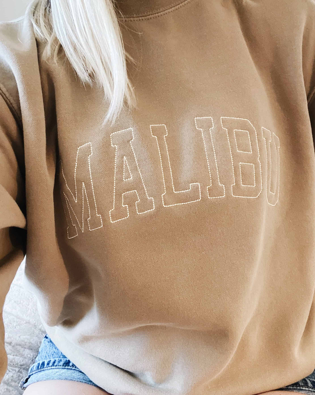 MALIBU Vintage Embroidered Crew